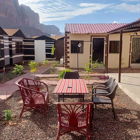 Khalifa Hostel Wadi Rum Exterior foto