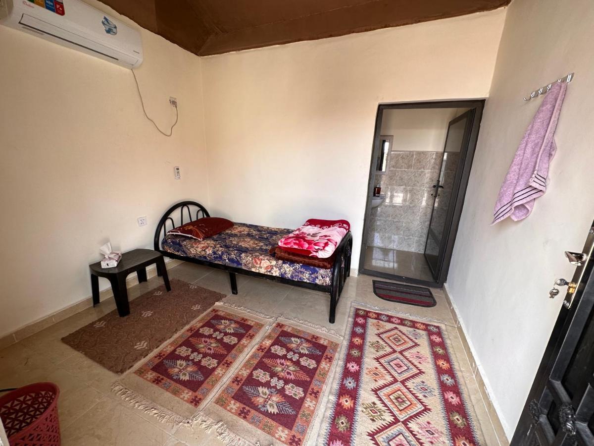 Khalifa Hostel Wadi Rum Exterior foto